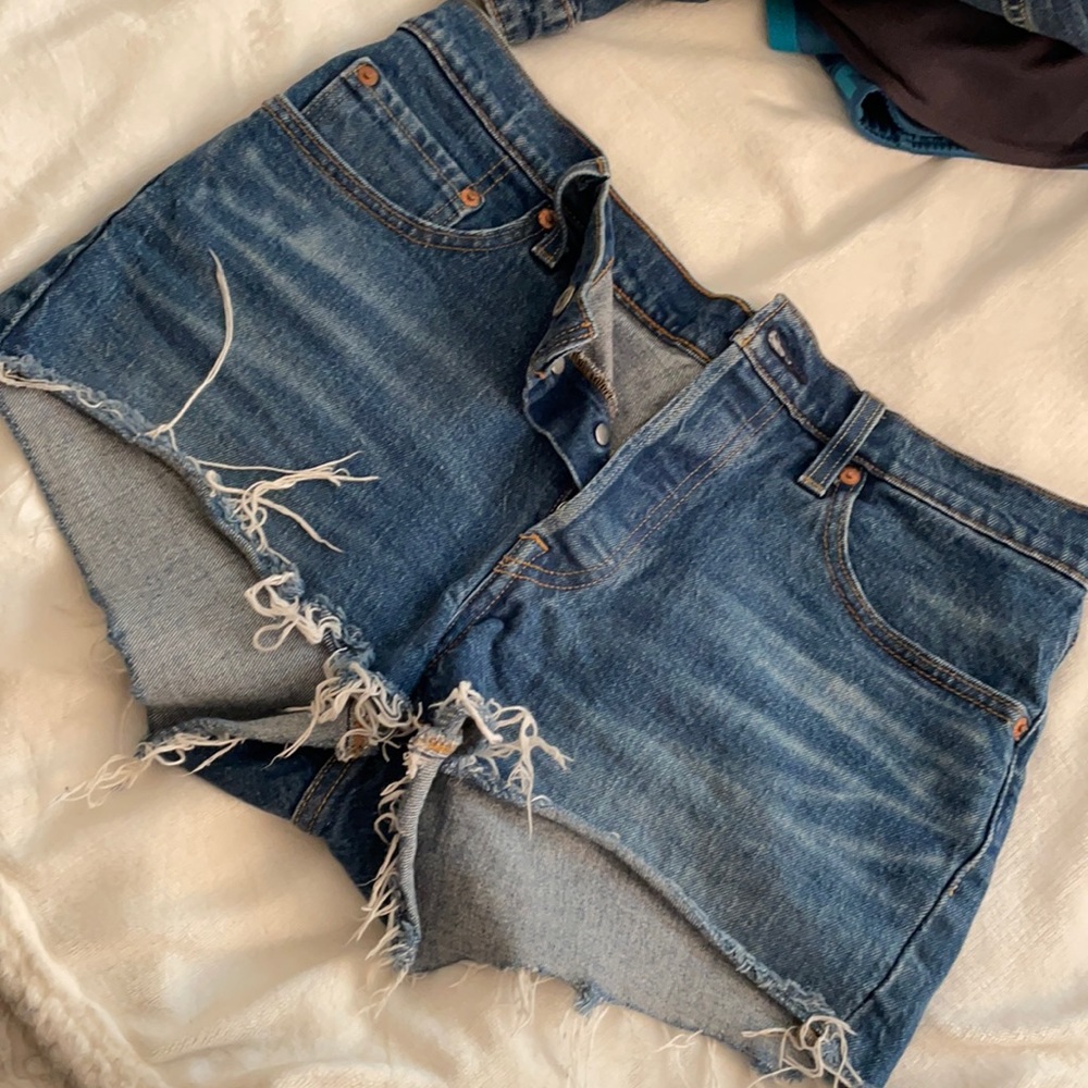 Levi shorts